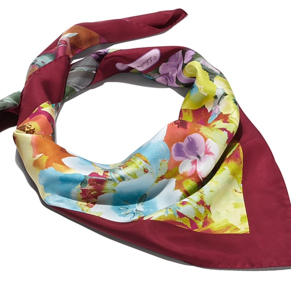 New Salvatore Ferragamo Scarf Leopard in Flower Garden Burgundy Wine Silk Wrap - Picture 1 of 11